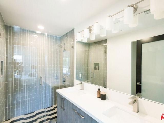 House for sale in Van Nuys Neighborhood Council District, Canoga Park