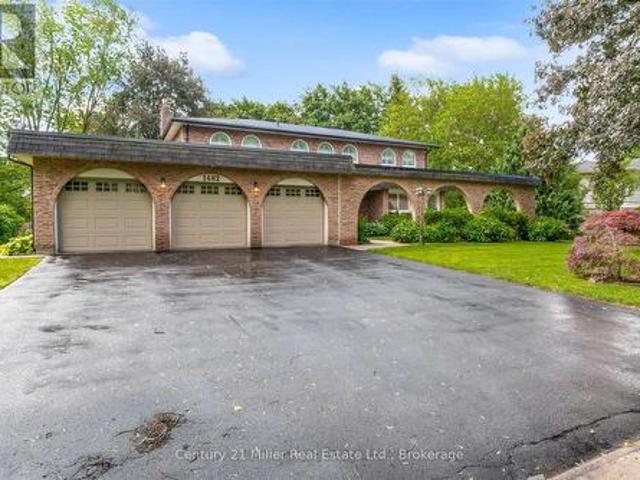 House for sale in Oakville, Ontario