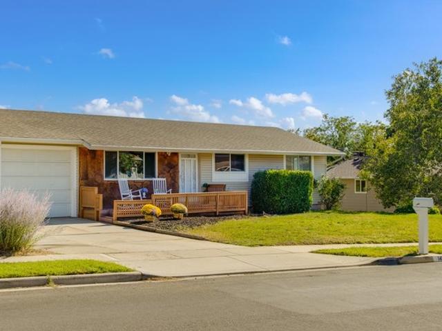 House for sale in Sandy, Utah