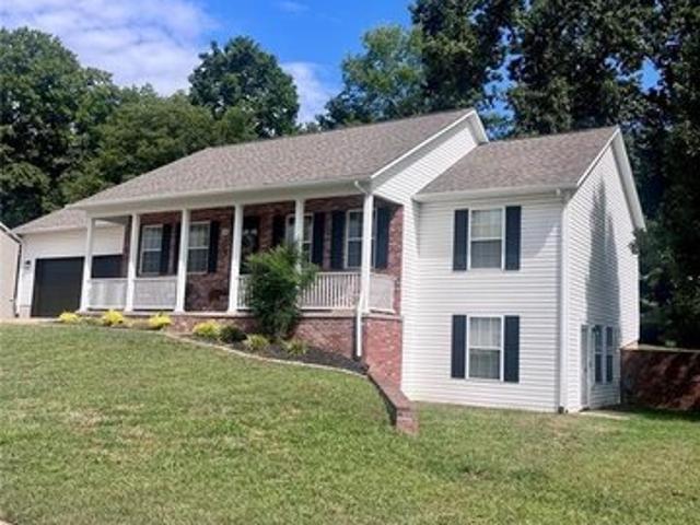 House for sale in Jackson, Missouri
