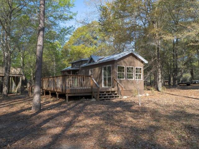 House for sale in Laurel Hill, Florida