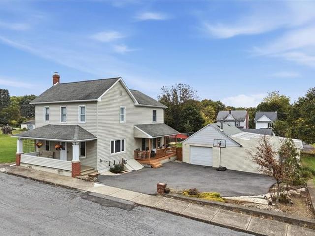 House for sale in Washington, Washington County