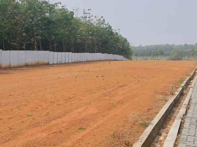 Land for sale in Madya