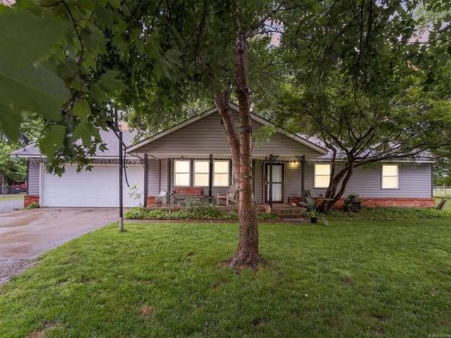 Condo for sale in Rogers, Oklahoma
