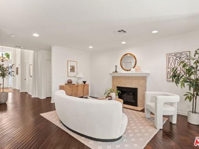 House for sale in Sherman Oaks Neighborhood Council District, Canoga Park