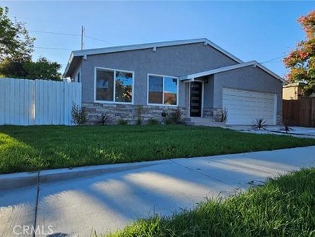 House for sale in Monaco, Lawndale