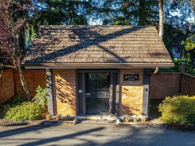 Condo for sale in Bellevue, Washington
