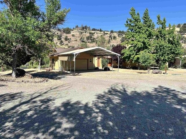 House for sale in Montague, California