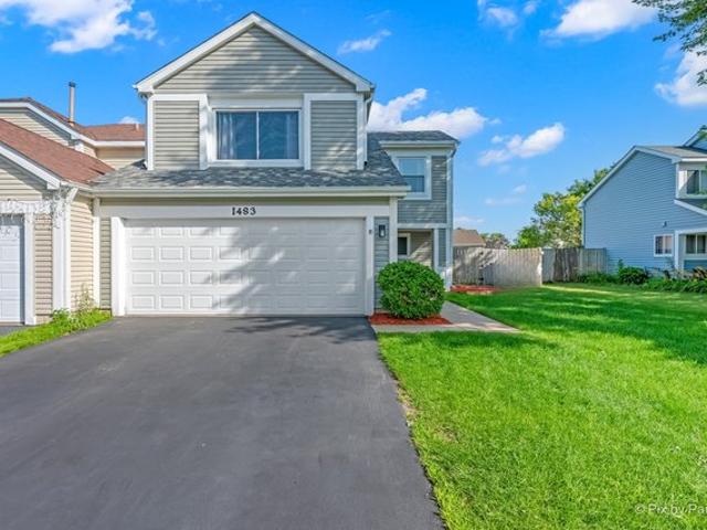 Townhouse for sale in South Elgin, Illinois