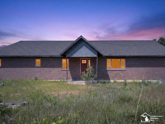 House for sale in Petersburg, Michigan