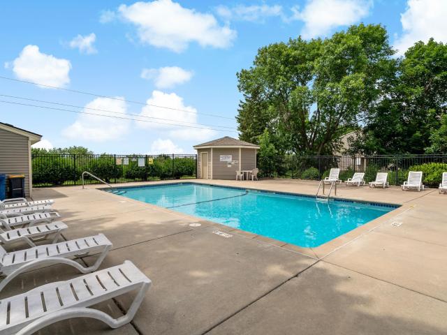 Townhouse for sale in Apple Valley