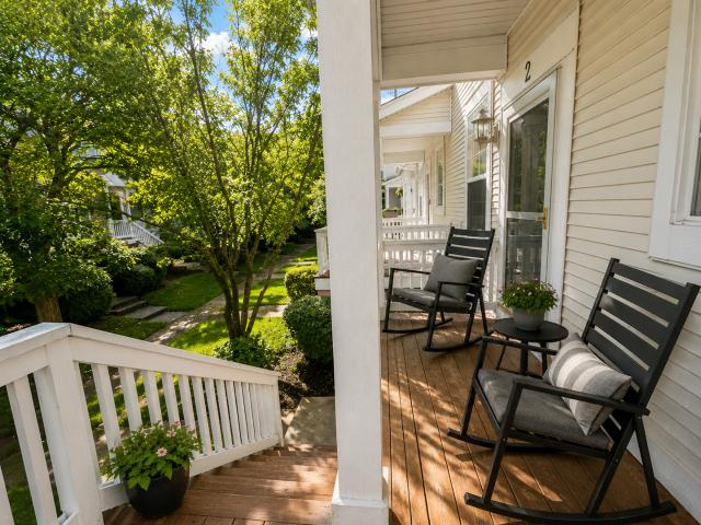 Townhouse for sale in Dekalb, Illinois