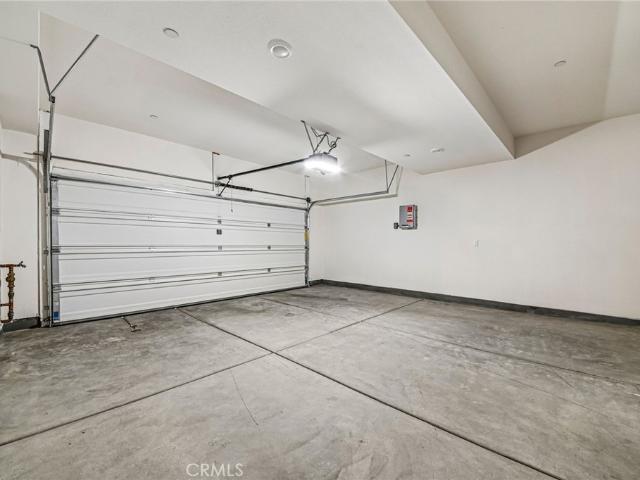 Townhouse for sale in Canoga Park, California