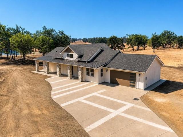 House for sale in Oregonia