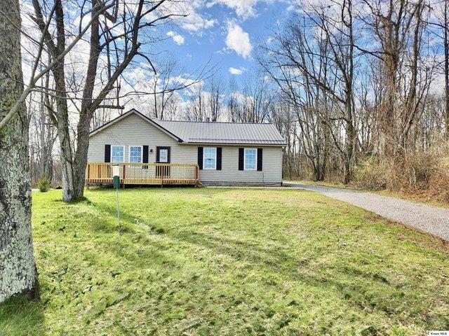 House for sale in Howard, Ohio