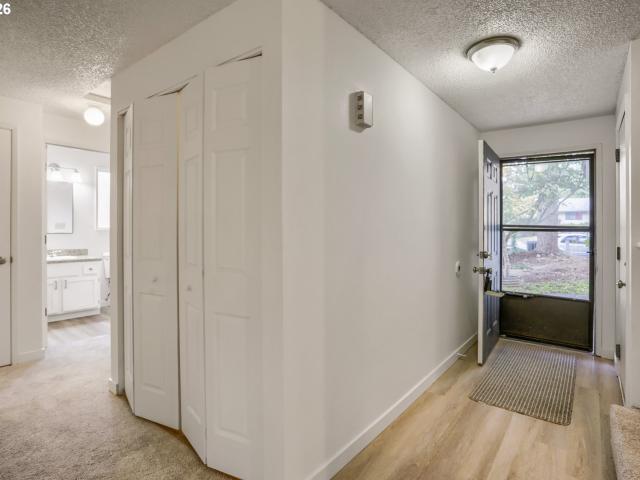 House for sale in Oak Hills, Beaverton