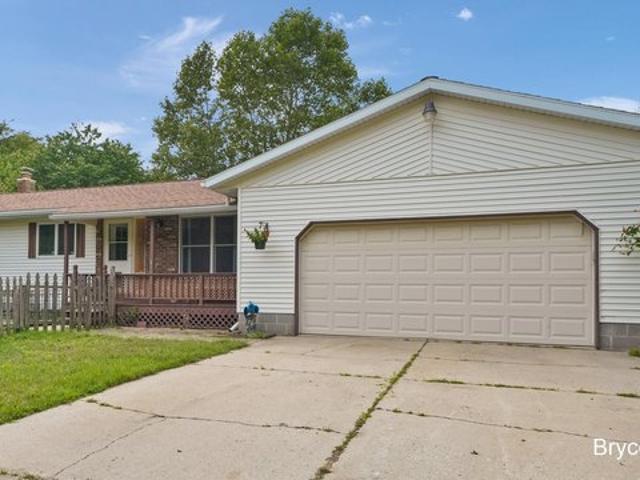 House for sale in Kent City, Michigan