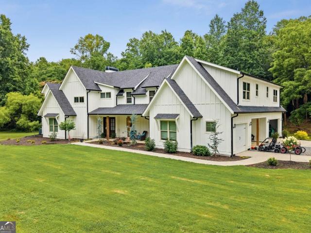 House for sale in Dahlonega, Georgia