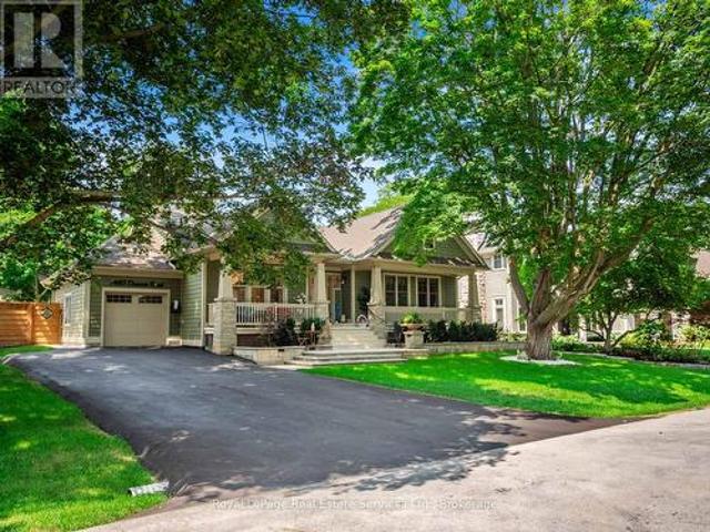 House for sale in Oakville, Ontario