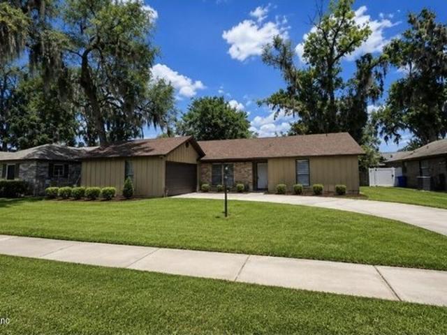 House for sale in Orange Park, Florida