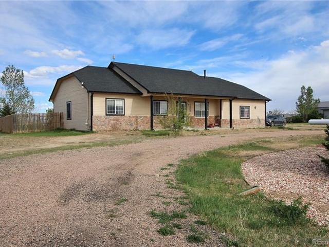House for sale in Keenesburg, Colorado
