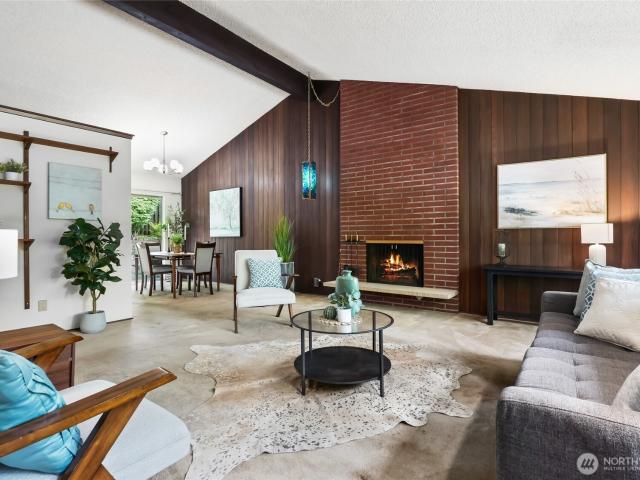 House for sale in Bellevue, Washington