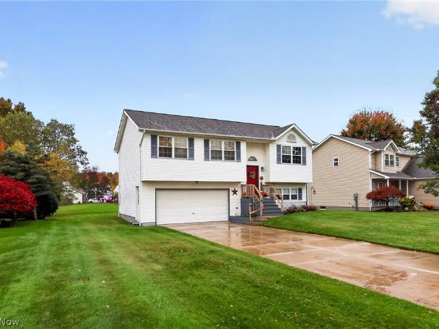 House for sale in Glen Valley, Middlefield Village