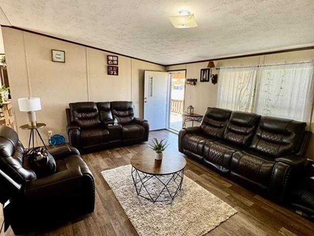 House for sale in Wills Point, Texas