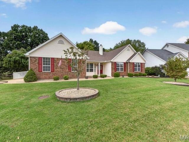House for sale in O’Fallon, Saint Charles County