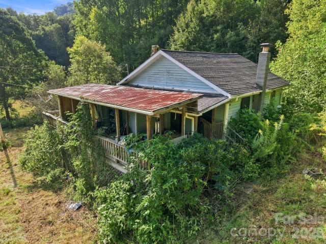 House for sale in Hot Springs, Madison County