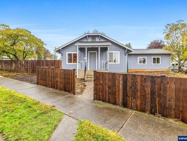 House for sale in Oregonia