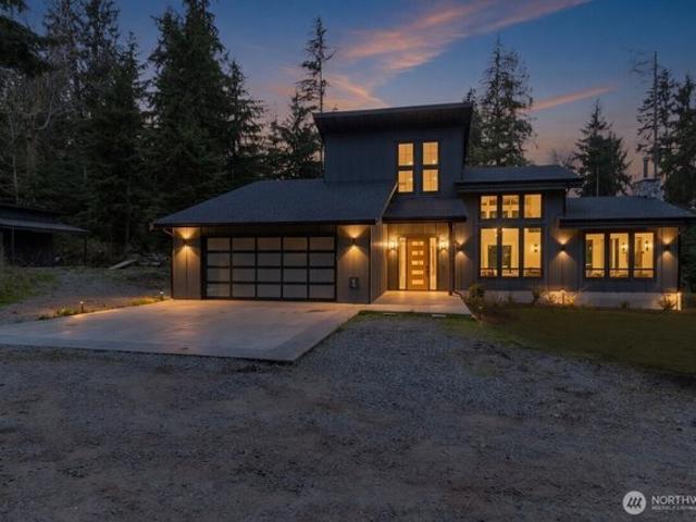 House for sale in Wilkeson, Washington