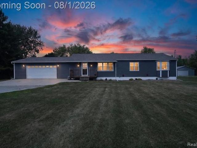 House for sale in Fenton, Michigan