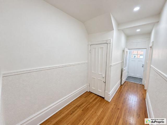 Apartment for rent in Village gai, Montréal