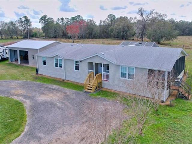 House for sale in Webster, Florida