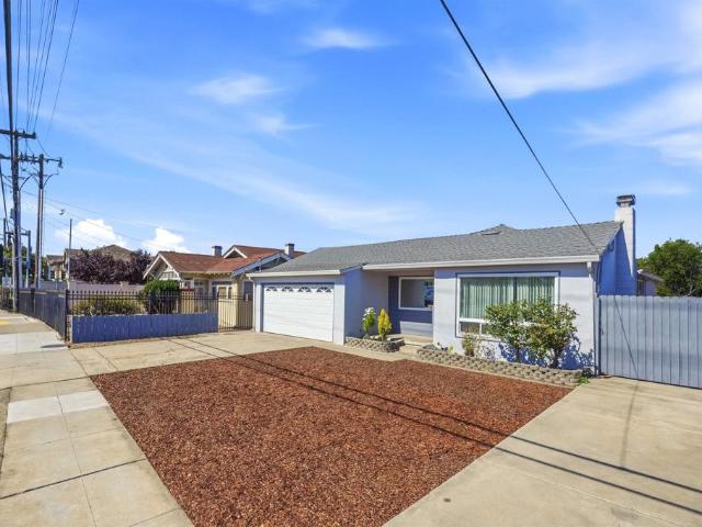 House for sale in San Leandro, California