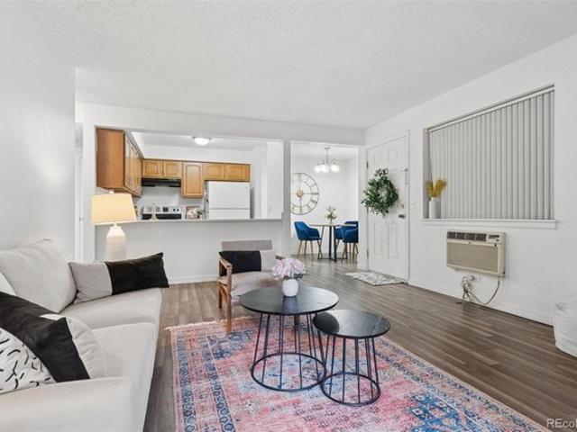 Condo for sale in Aurora, Colorado