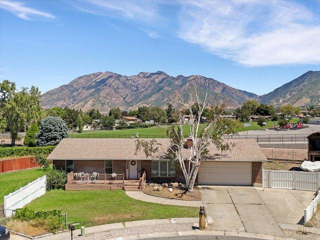 House for sale in Sandy, Utah