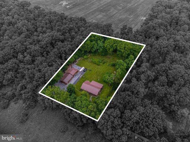 House for sale in Cumberland, Pennsylvania