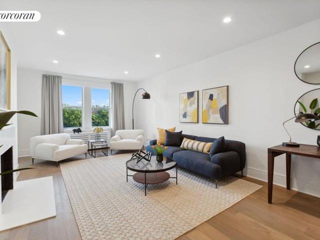 Condo for sale in Queens, Arverne