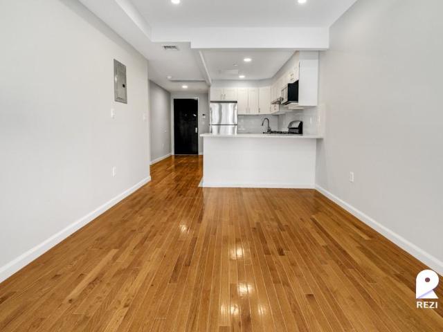 Condo for rent in Queens, Arverne