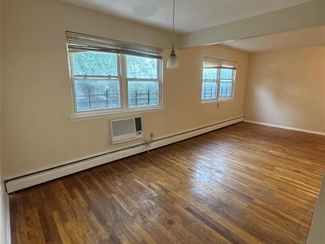 Property for rent in Queens, Arverne