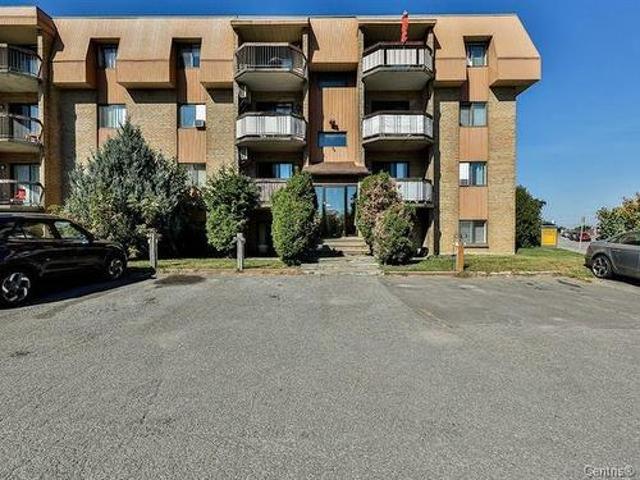 Condo for sale in Chomedey, Quebec