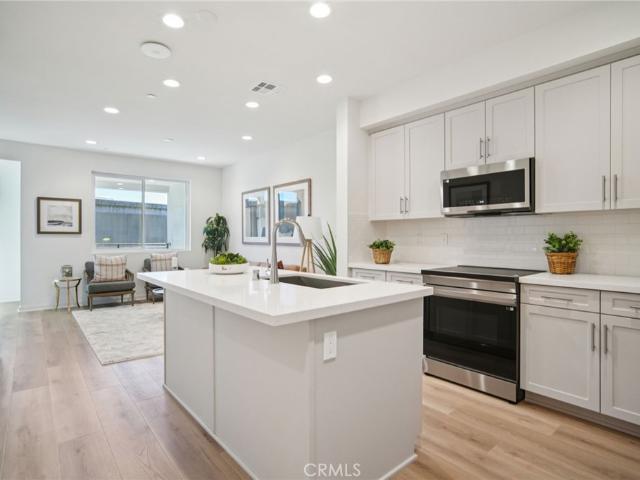 Townhouse for sale in Tustin, California