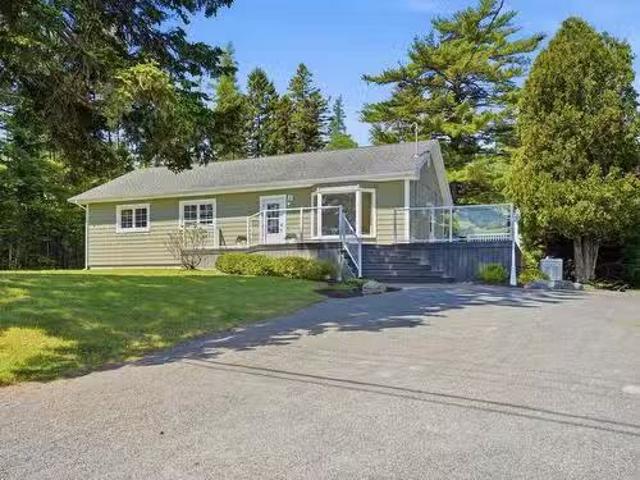 House for sale in Chester Basin, Nova Scotia
