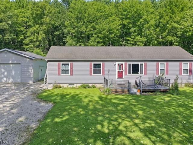 House for sale in Jefferson, Ohio