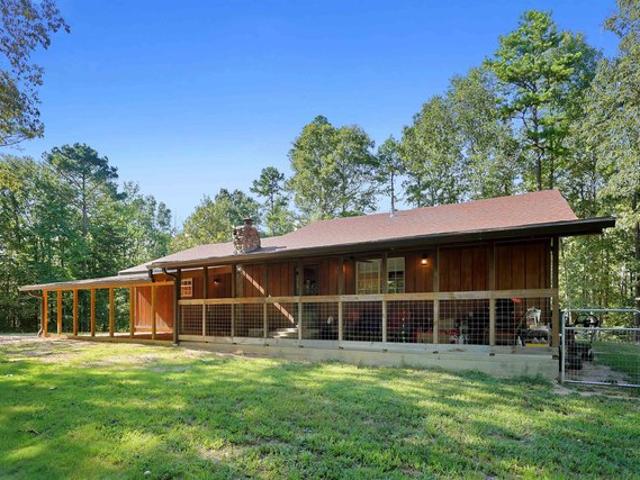 House for sale in Ark