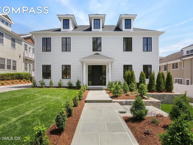 Condo for sale in Greenwich
