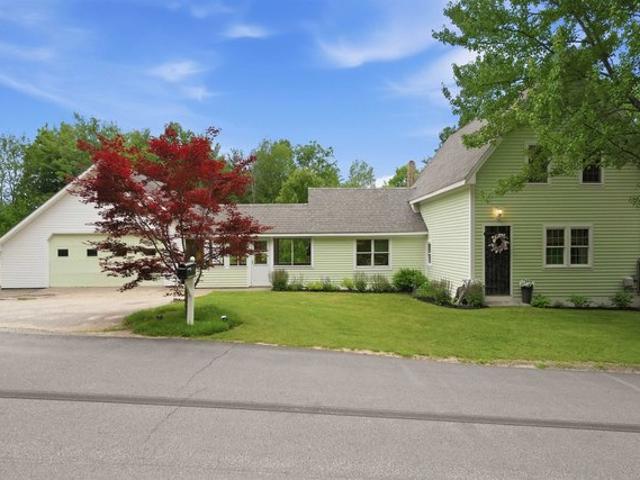 House for sale in New Hampshire