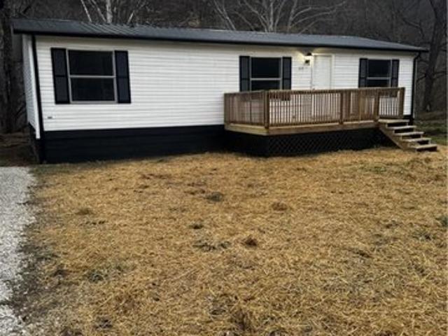 House for sale in Chapmanville, West Virginia